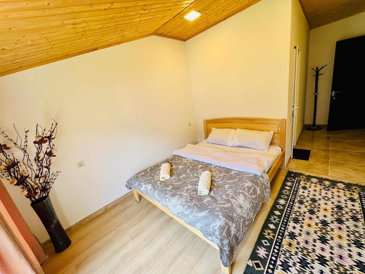 Nadia Guesthouse Mestia Ngoại thất bức ảnh