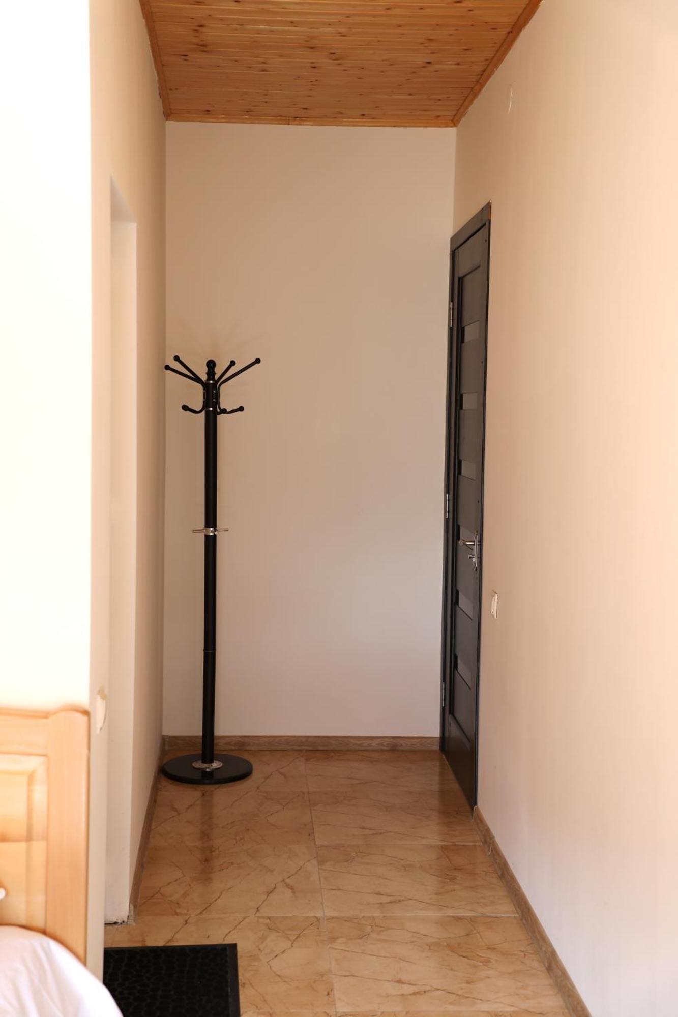 Nadia Guesthouse Mestia Ngoại thất bức ảnh