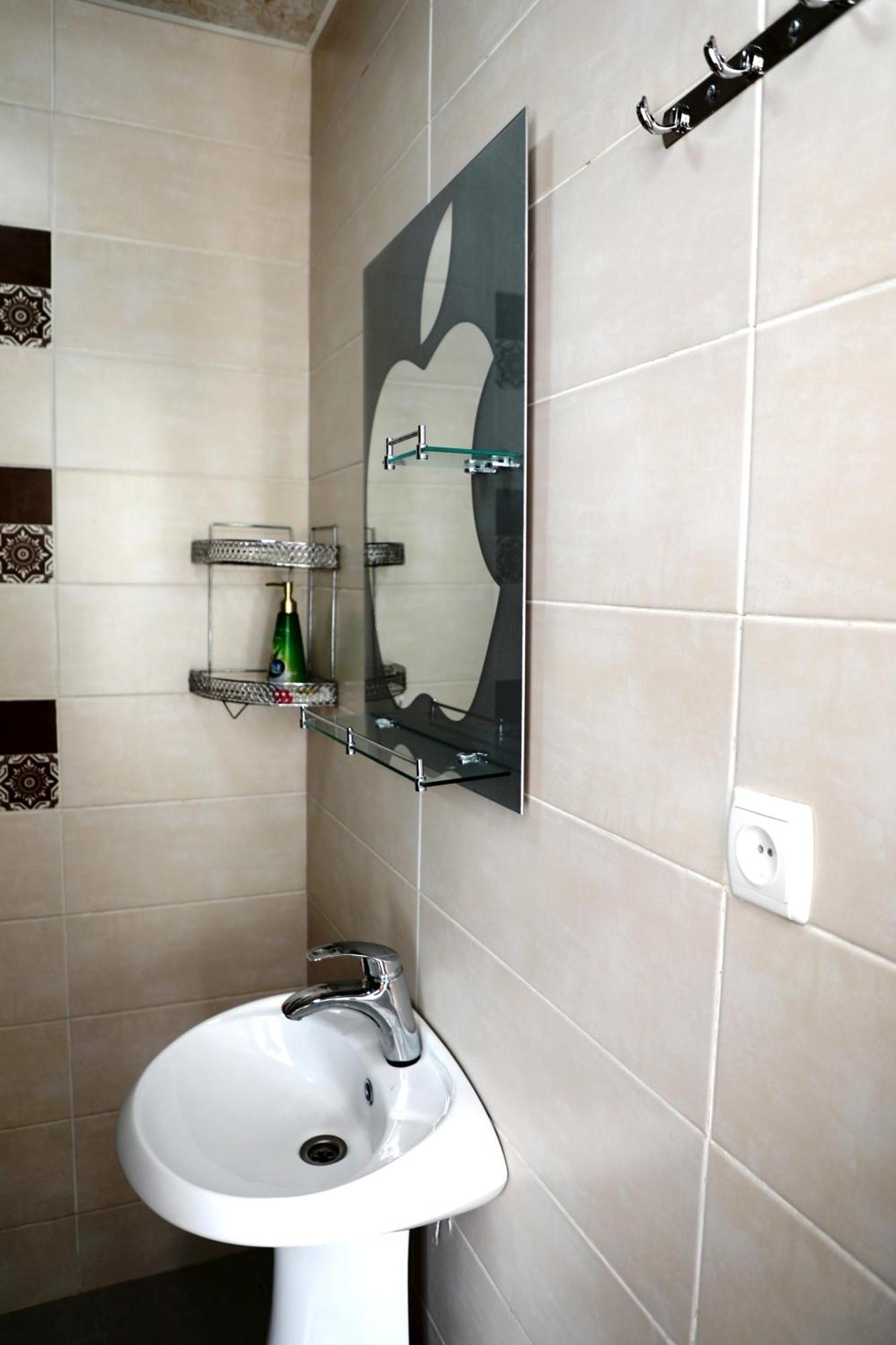 Nadia Guesthouse Mestia Ngoại thất bức ảnh