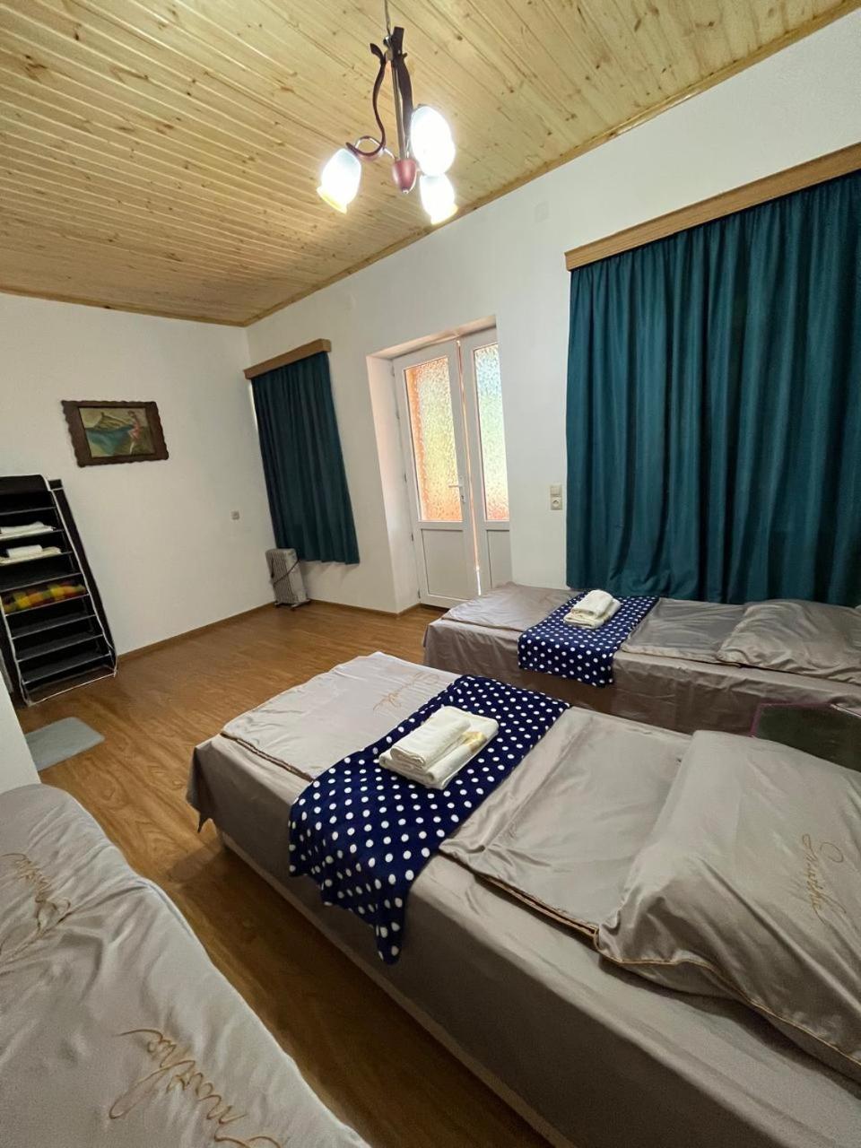 Nadia Guesthouse Mestia Ngoại thất bức ảnh