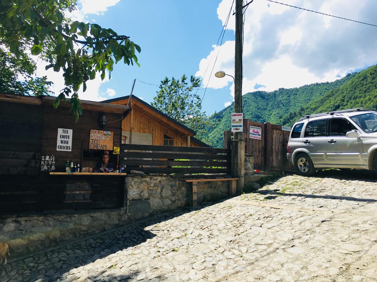 Nadia Guesthouse Mestia Ngoại thất bức ảnh